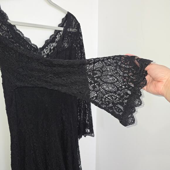 Black Lace Dress 1X Overlay Bell Sleeve V Neck Scallop Hem Boho Fairy Romantic - Picture 7 of 10